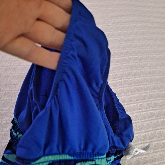 Kids Old Navy Blue Shorts - Picture 3 of 4